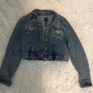 Crop denim jacket